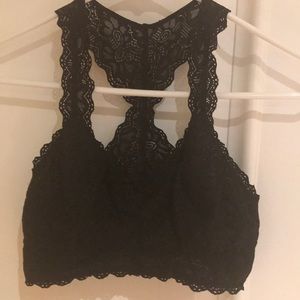 Black lace racer back bralatte